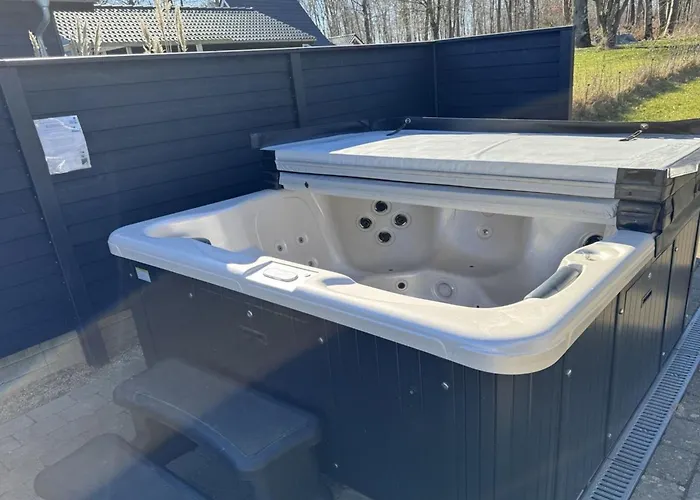 Clea - 200m From The Sea By Interhome Vakantiehuis *