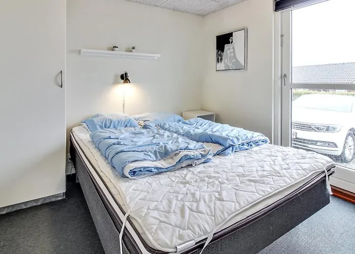 Clea - 200m From The Sea By Interhome